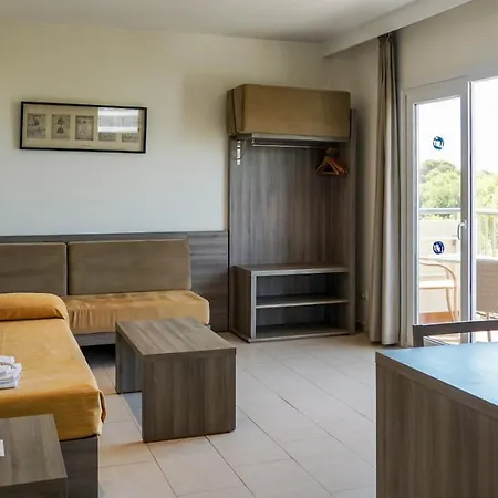 Apartamento Cabot Tres Torres *