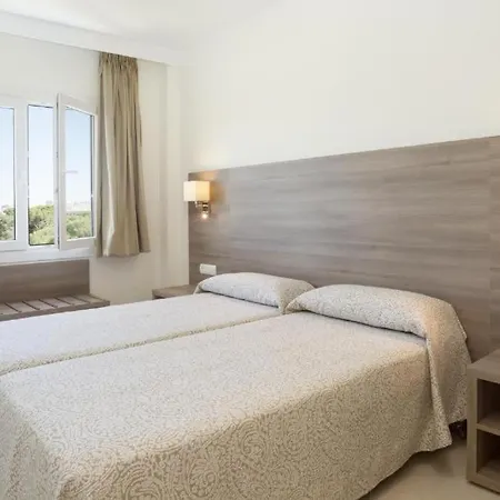 Cabot Tres Torres Apartamento *