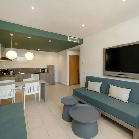 Cabot Tres Torres 公寓