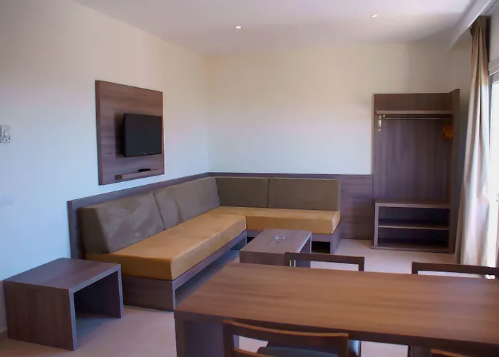 Cabot Tres Torres Apartamento *