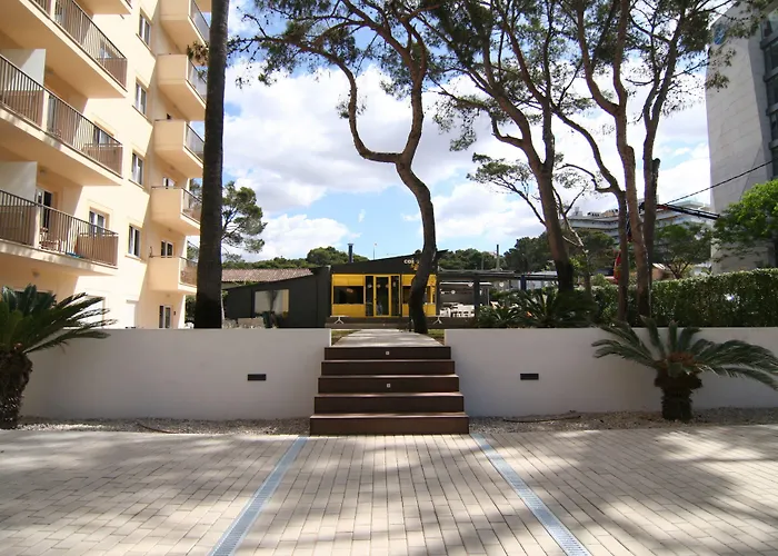 Apartamento Cabot Tres Torres